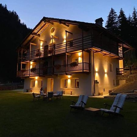 Foresch Hus Chambres D'Hotes Gressoney-Saint-Jean Esterno foto